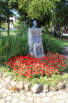 Canela - Monumento ao Jornalista Maurício Sirotsck Sobrinho