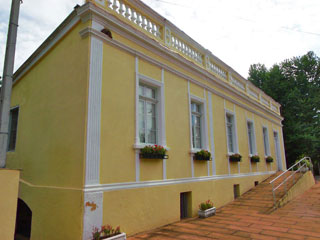 Ivoti - Casa amarela no Núcleo Enxaimel